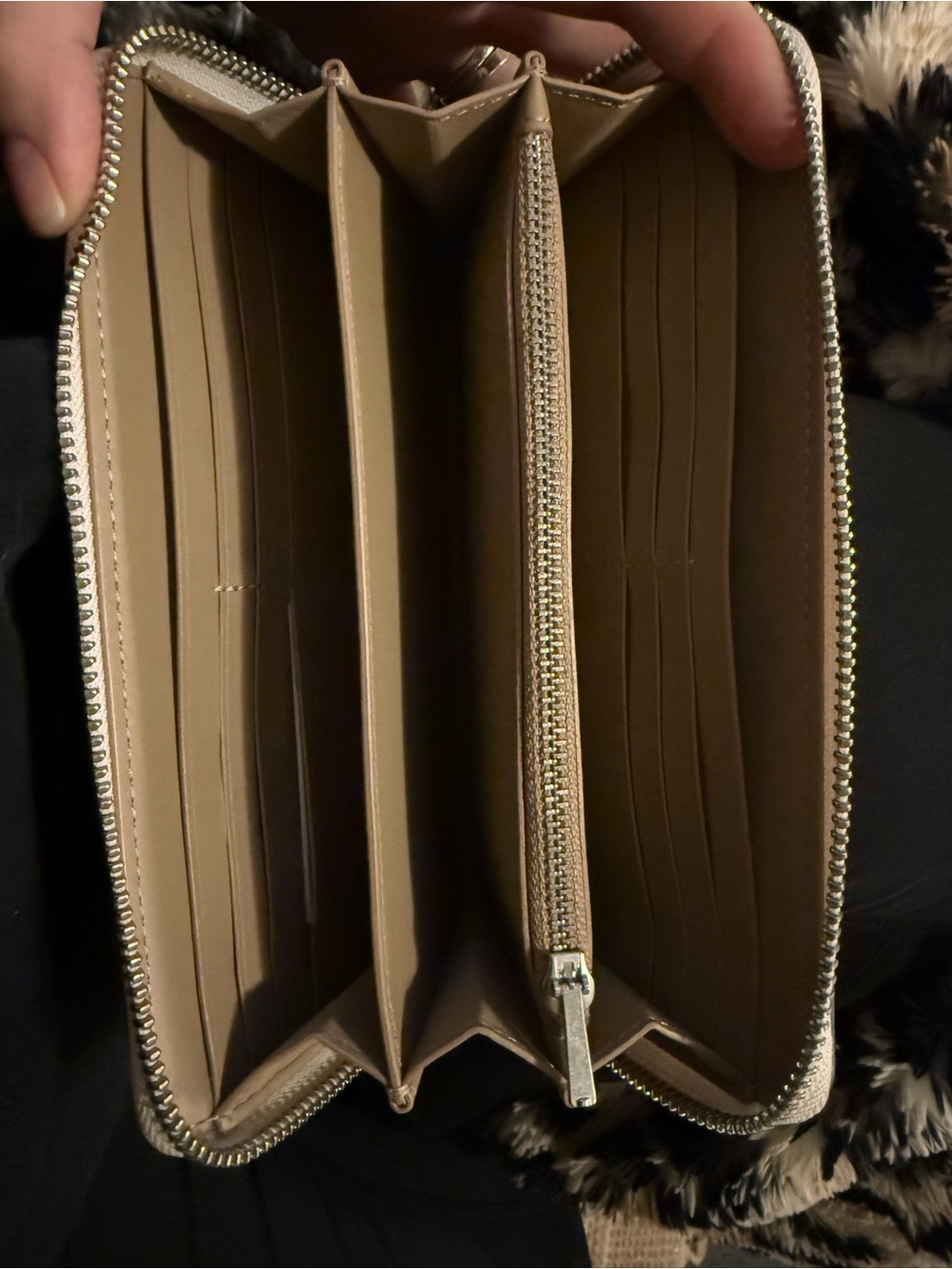 Coach Cream and Black Floral Zip-Around Wristlet - Picture 3 of 3